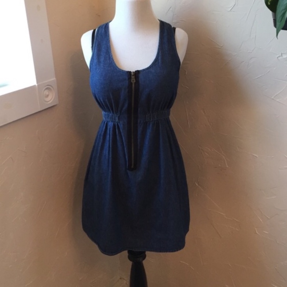 🚫SOLD🚫jean look zip dress